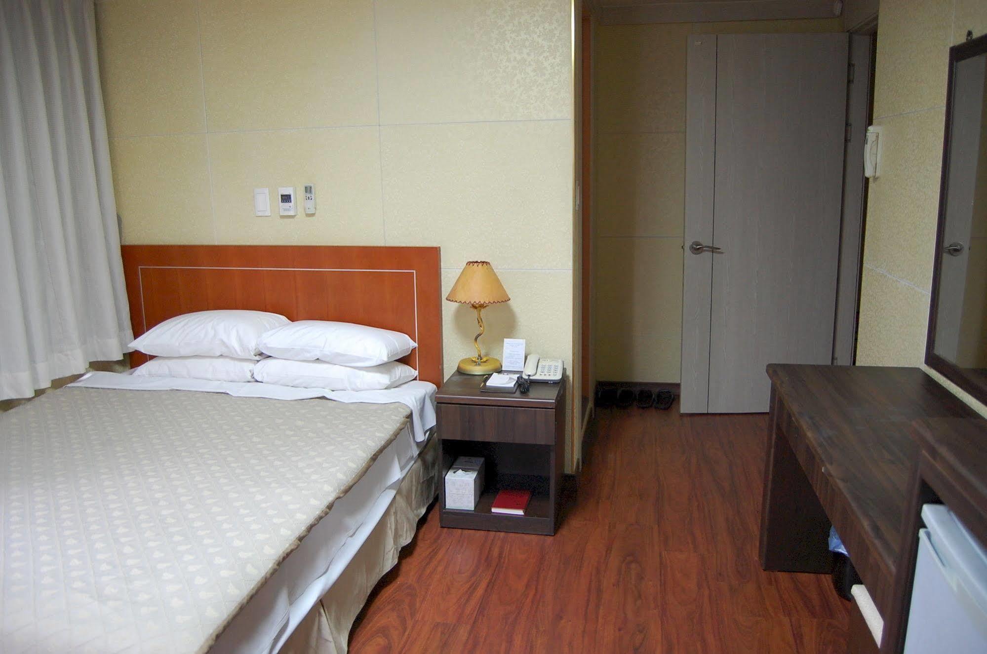 Seoul Ymca Hotel Eksteriør bilde